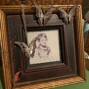 NWOT 3pc butterfly set Cute fashion jewelry Cut thin metal!